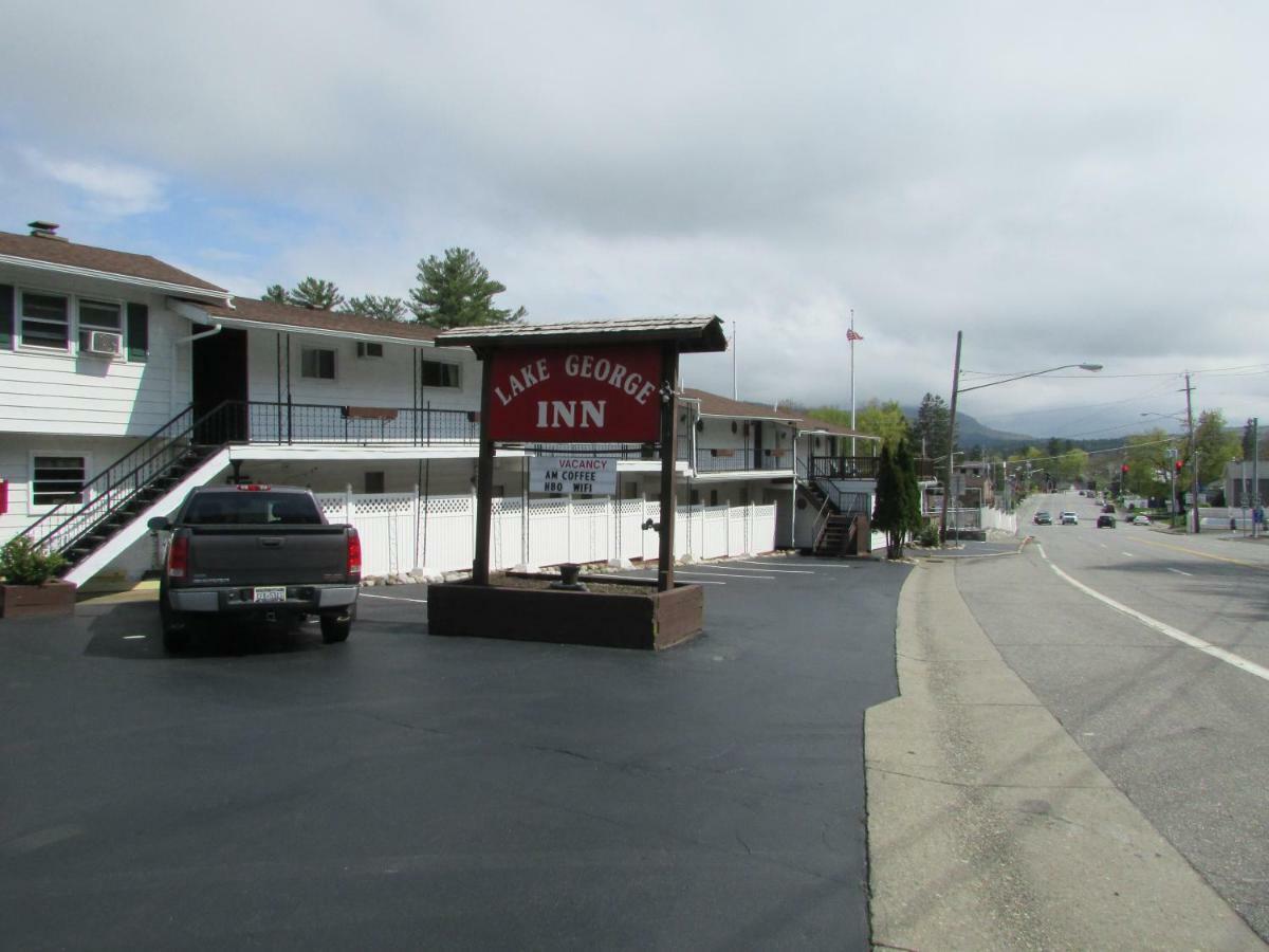 The Lake George Inn Екстериор снимка